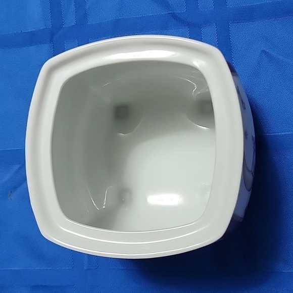 NIB Goebel Christmas Angel Porcelain Candy Bowl with lid Planter New - Picture 6 of 10